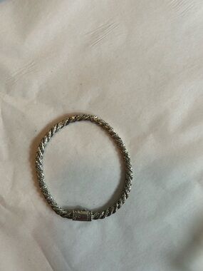 John Hardy bracelet silver twisted chain 4mm 6.75” long.